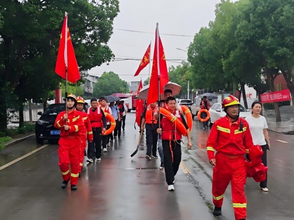 以练备战防大汛 实战演练筑防线-- 陶营镇组织开展防汛救灾综合应急演练
