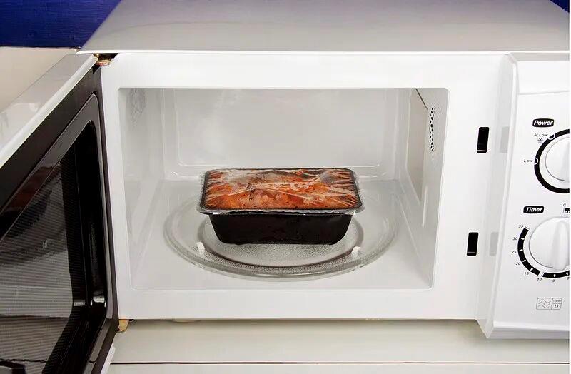 微波炉这样热菜 “微塑料”飙升125倍