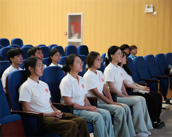 河南师范大学“数绘丹渠”数字生态实践团赴南水北调移民文化馆开展研学实践