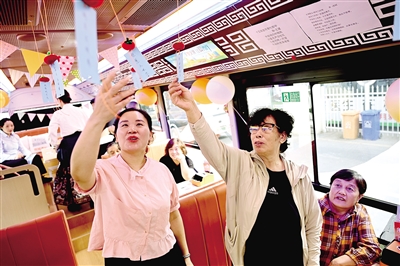 坐上“商都号” 打卡郑州文旅